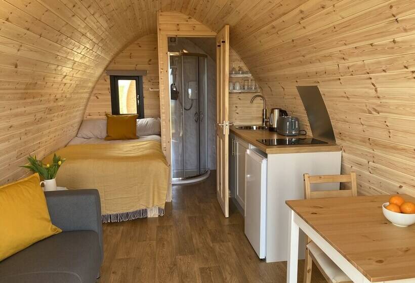 Kirkapol Beach Pod   Ebb