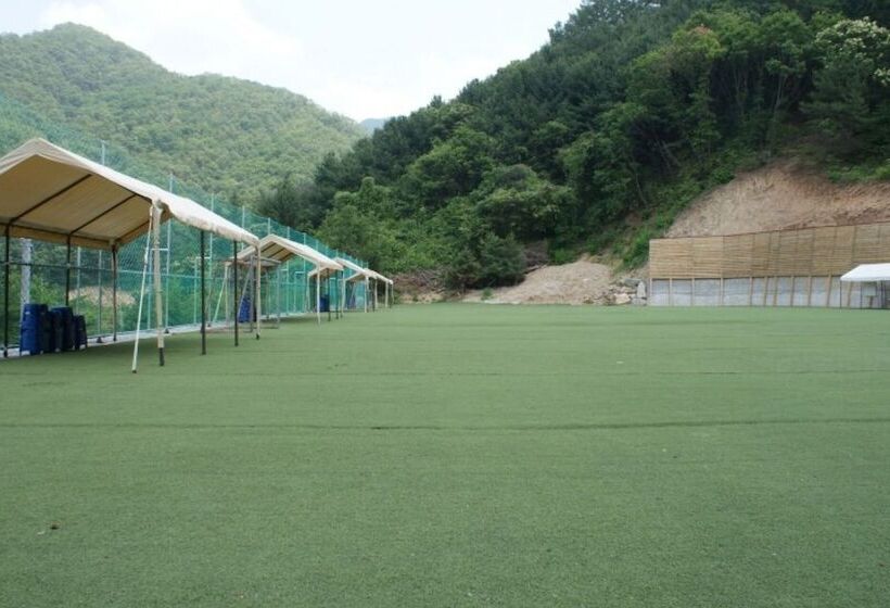 بنسيون Chuncheon  Won Korea Resort
