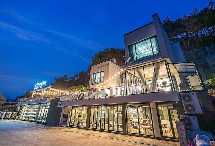 بنسيون Chungnam Cheongyang Kongmaea Poolvilla