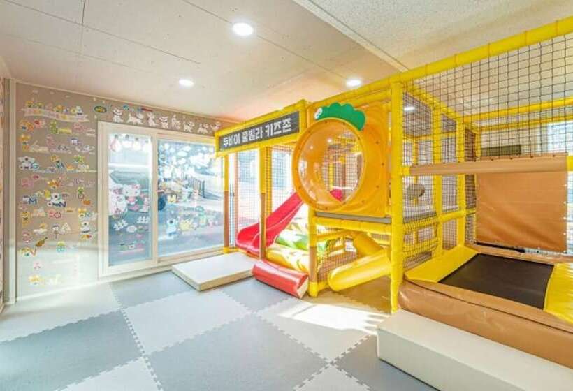 ペンション Gapyeong Dubai Dog Pool Villa