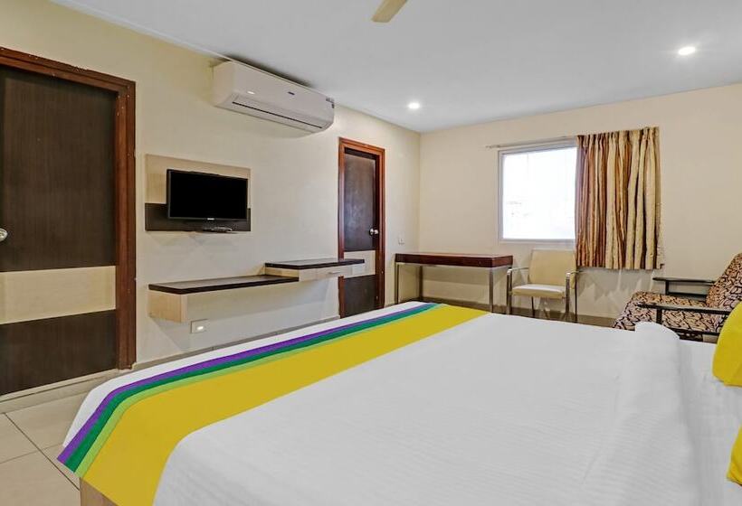 פנסיון Itsy Hotels G Square