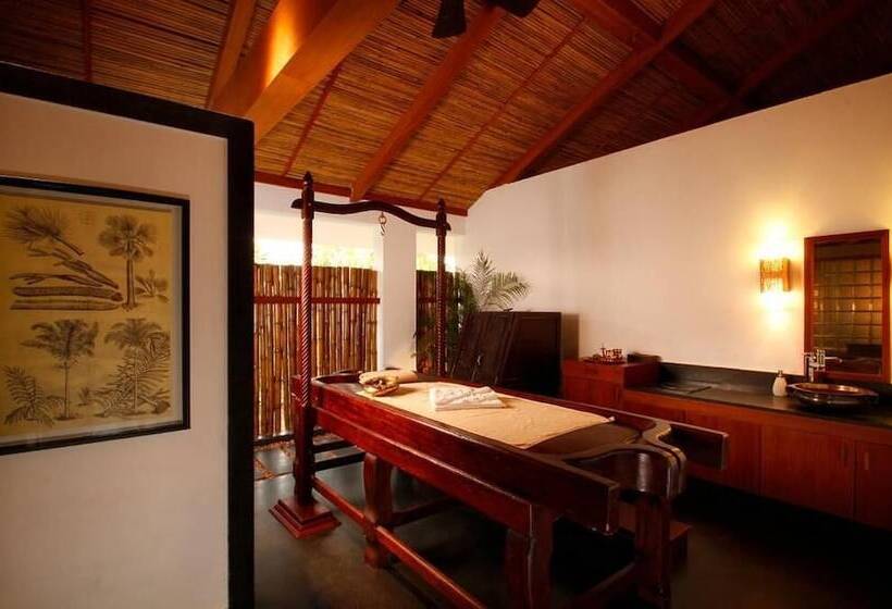 Plumeria Lake Resort & Spa