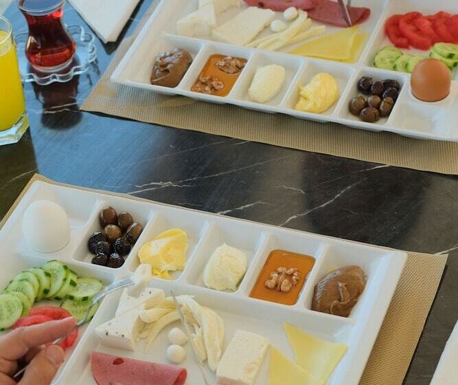 Rega Otel