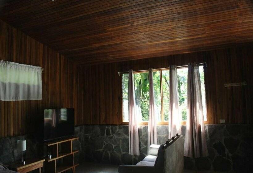 هتل El Bosque Lodging