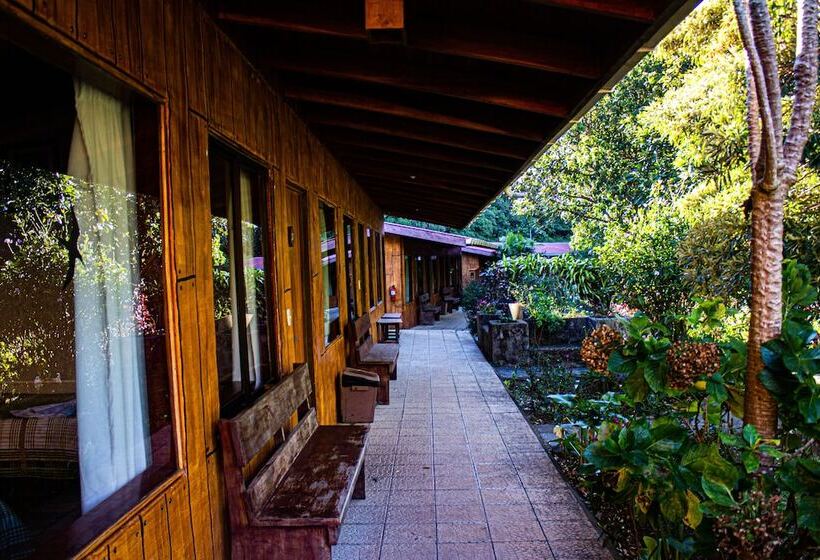 هتل El Bosque Lodging