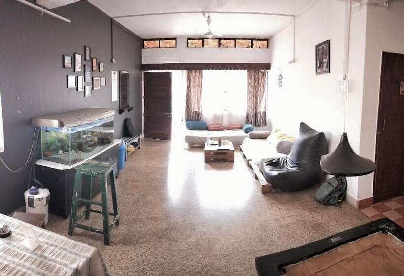 호텔 Goroomgo Monkey Mind Hostel Goa