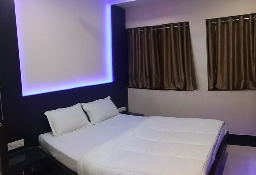 בית מלון כפרי Goroomgo Raj Residency Patna