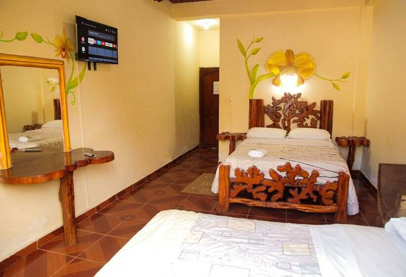 فندق Hosteria Hachacaspi