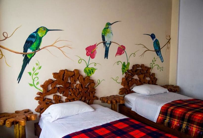 فندق Hosteria Hachacaspi