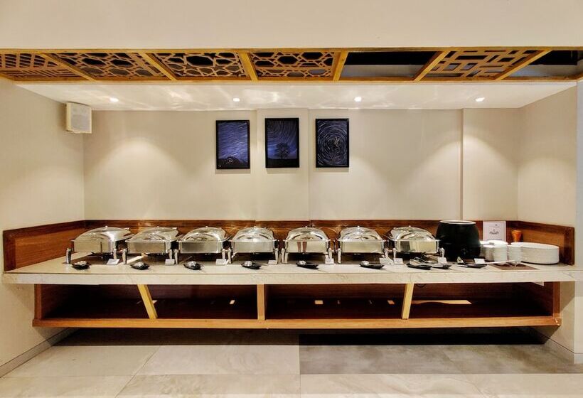 فندق Pushpam Lords Resort Karjat  Pure Veg