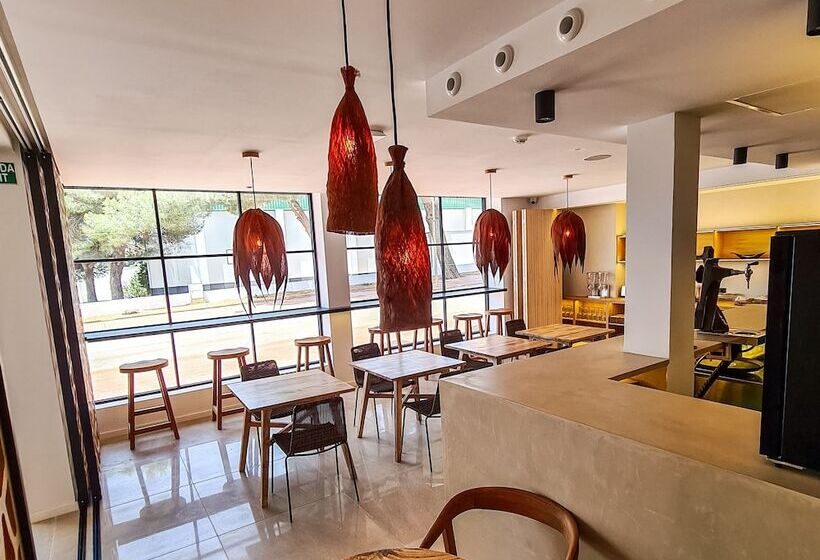 ホテル S´estancia Suites