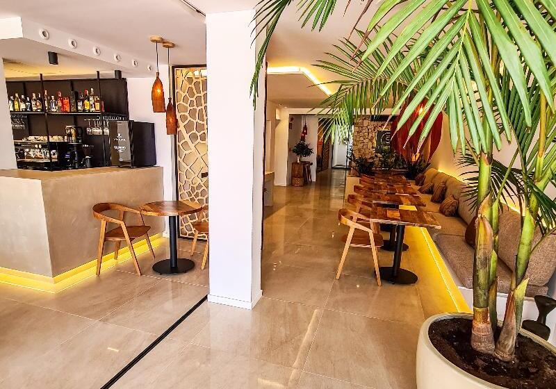 ホテル S´estancia Suites