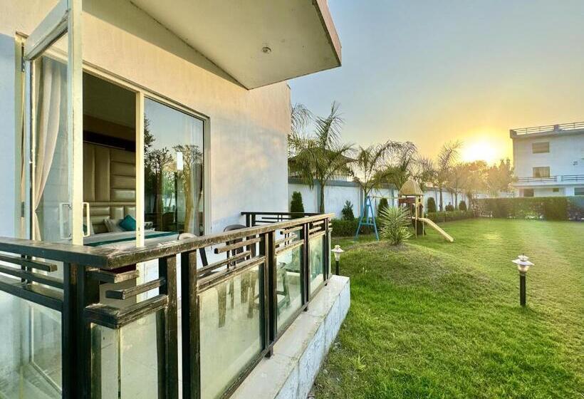 酒店 Sumedha G Village Resort And Spa