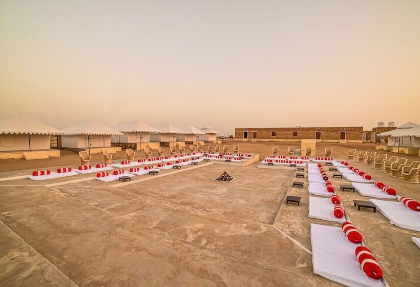 فندق The Carvaan Resort