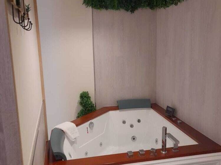 La Puerta De Nerja Hostal Boutique