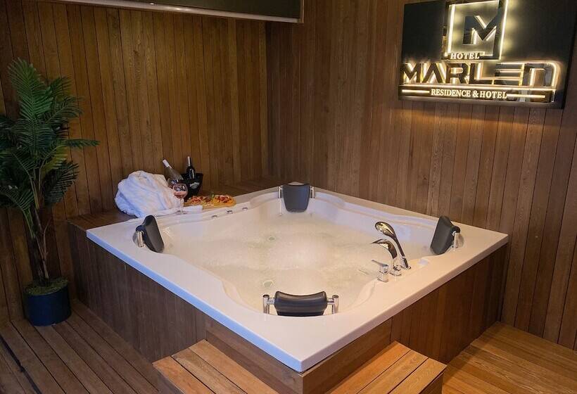 Marlen Residence
