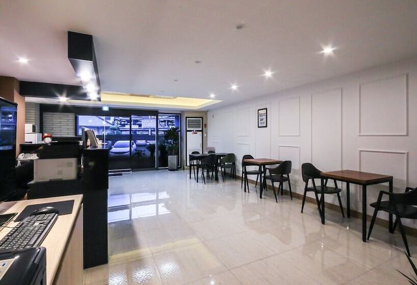 汽车旅馆  Andong Point