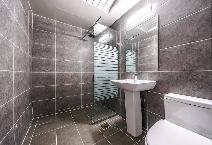 מוטל Suwon Hotel Coco