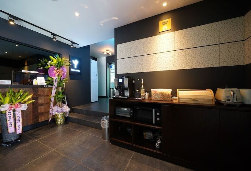 מוטל Yangsan Deokgye Yuna