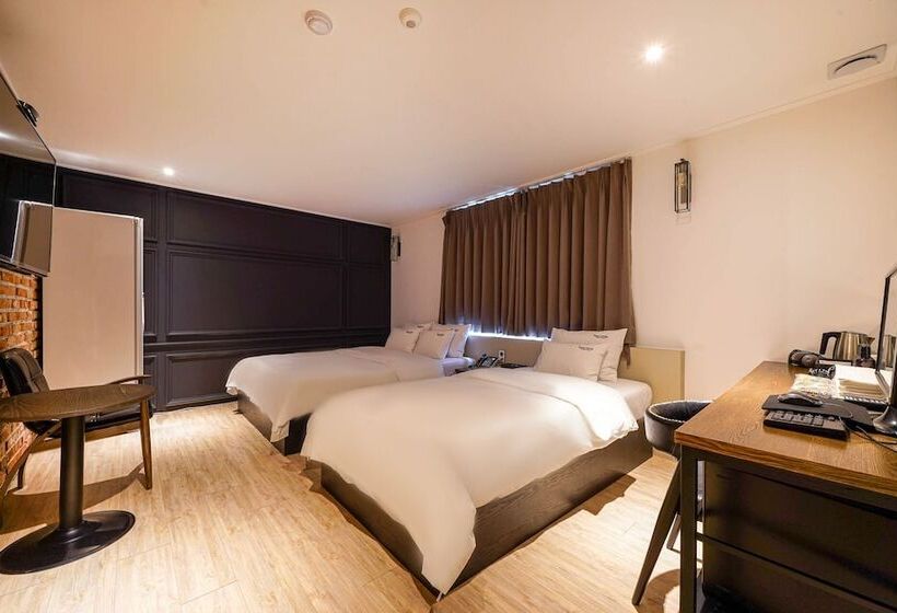 מוטל Yangsan Deokgye Yuna