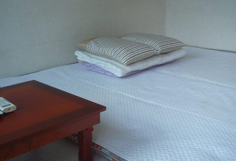 فندق على الطريق Yangyang Galcheon Family Resort