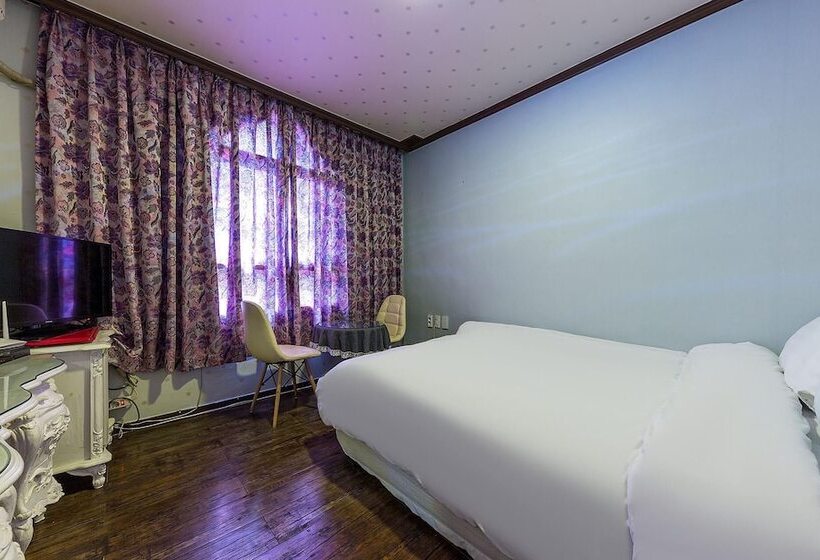 Мотель Yesan Shinwon Parktel