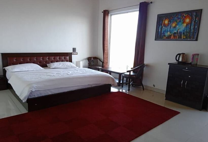 פנסיון Clouds And You Blusalz Rural