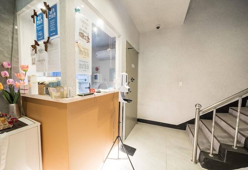 Uiwang Hotel Nine