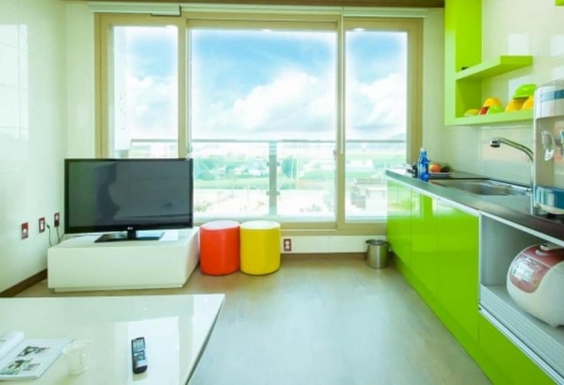 Wando Rivera Pension