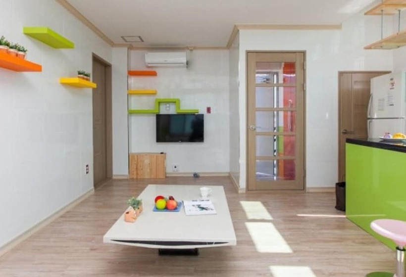 Wando Rivera Pension