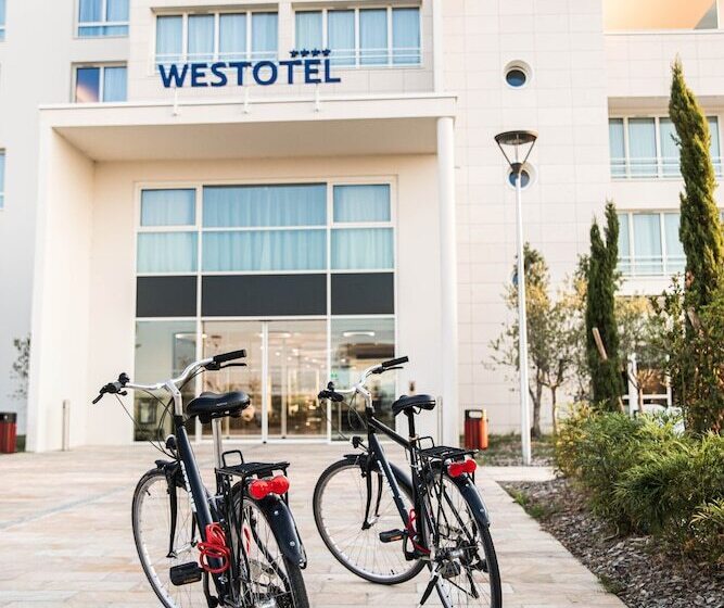 Westotel Tours Val De Loire