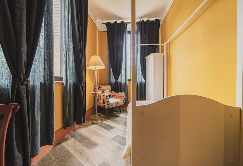 客栈  Podere Val D Orcia   Tuscany Equestrian