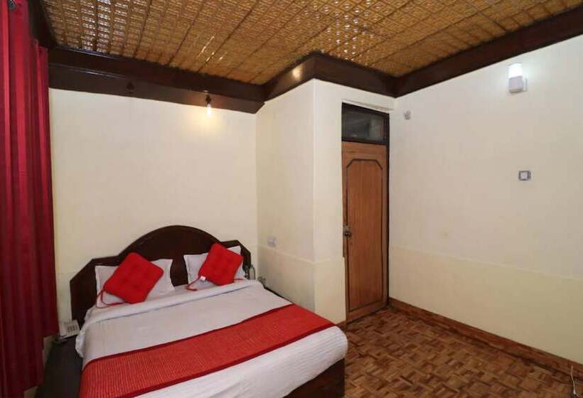 ホテル Goroomgo New Bharat Nainital