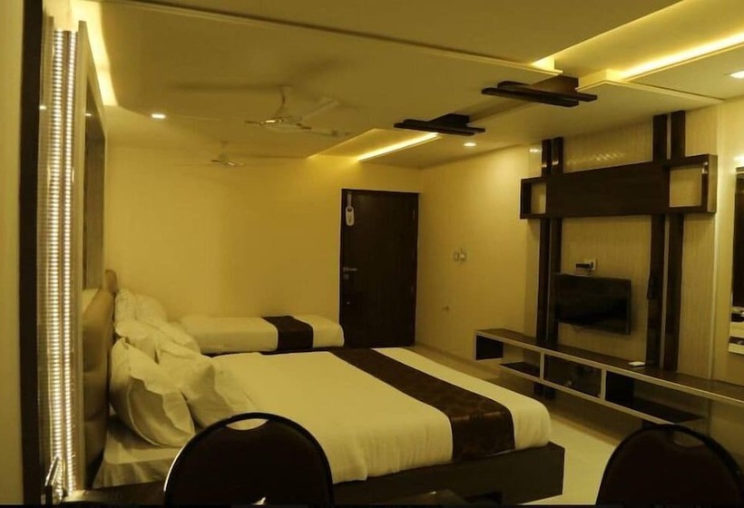 酒店 Iroomz Pratap Residency