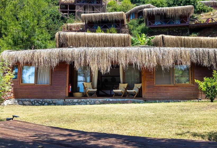 酒店 La Boheme Kabak