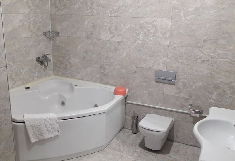 Отель Mehmetoğulları Thermal Resort