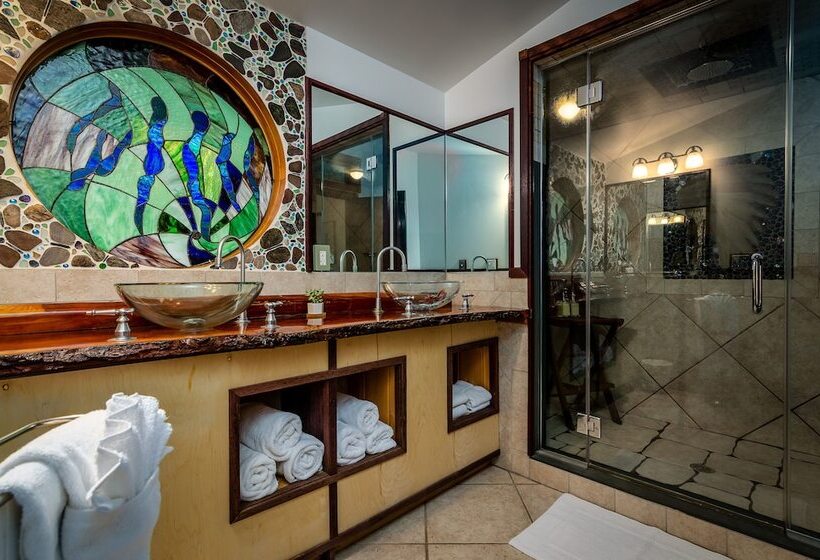 فندق New Park Event Venue & Suites