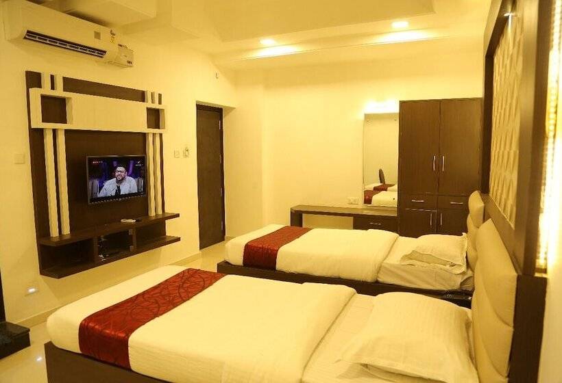 I Roomz Hotel Shivananda