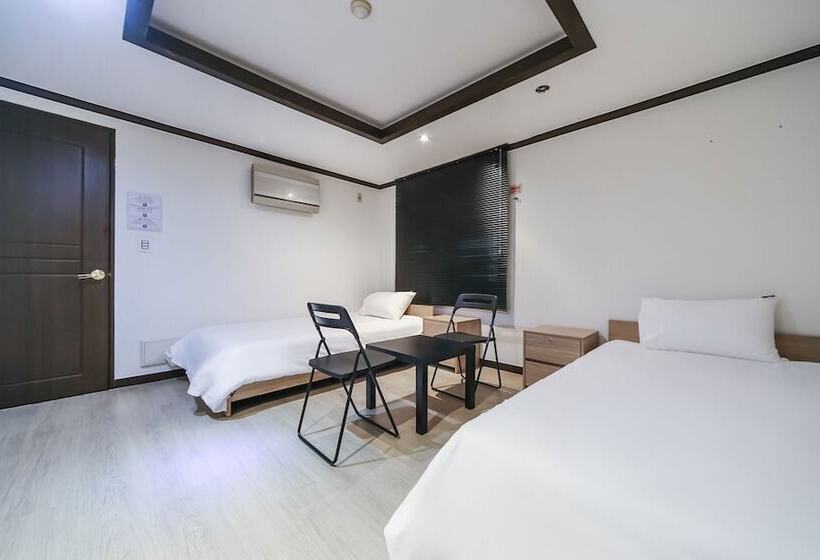 Motel Changwon Masan Hapseongdong Hotel 4u