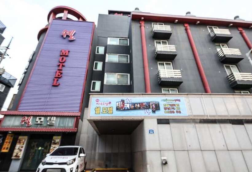 모텔 Gunsan Shall
