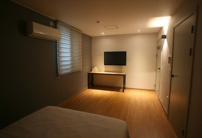 פנסיון Suncheon Gilstay Guesthouse