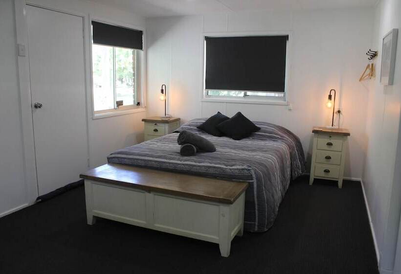 אתר נופש Big4 Breeze Holiday Parks   Carnarvon Gorge