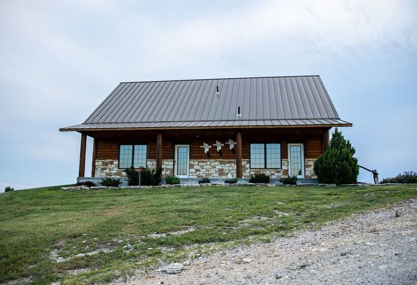 Snow Goose Lodge At Gamekeeper S Marsh