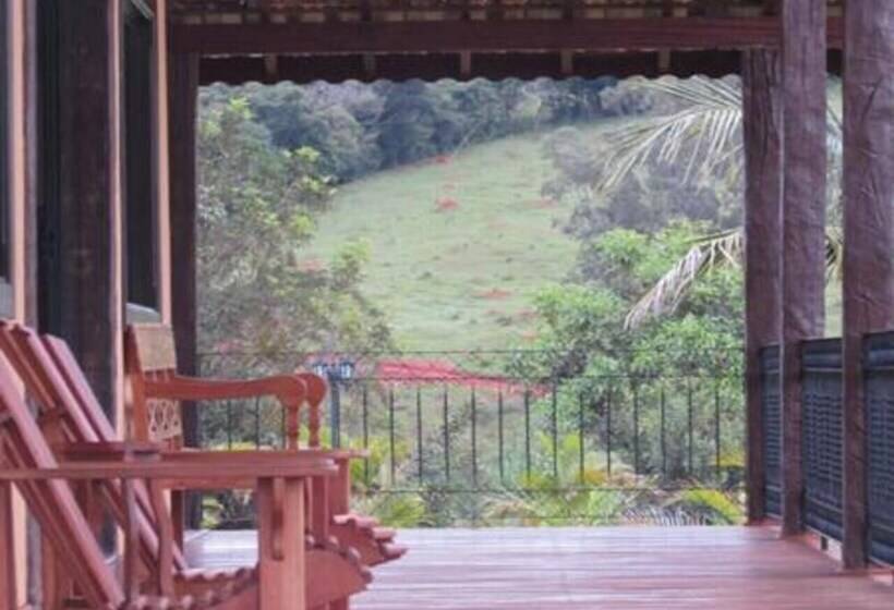 فندق Fazenda Topada