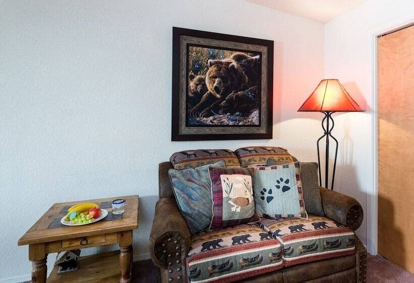Cedar Creek Retreat