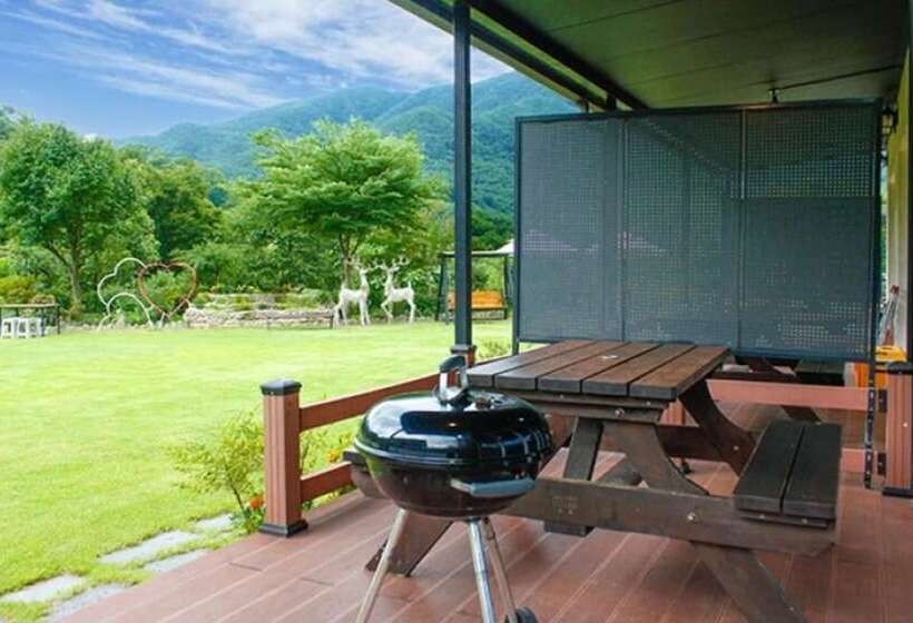 Hadong Huige Stay Pension