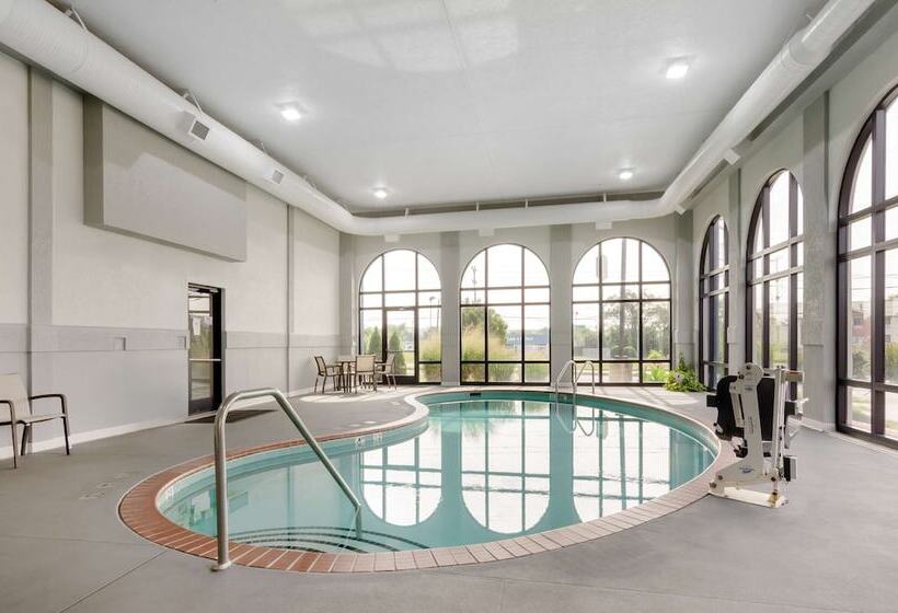 ホテル Best Western Plus Harrisonburg