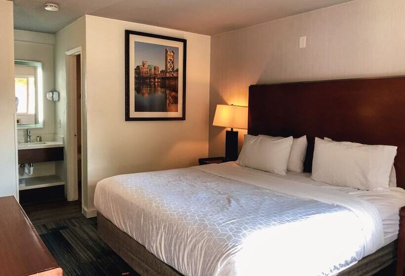 فندق Super 8 By Wyndham San Jose Airport