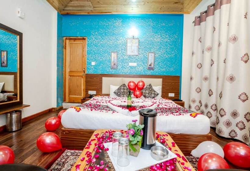فندق Goroomgo Aplin Retreat Manali