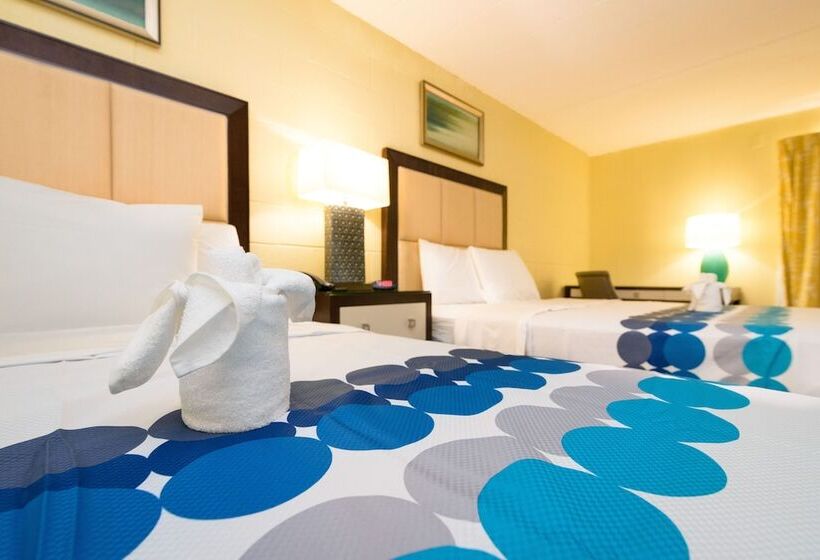 فندق Heart Of Manteo Motor Lodge